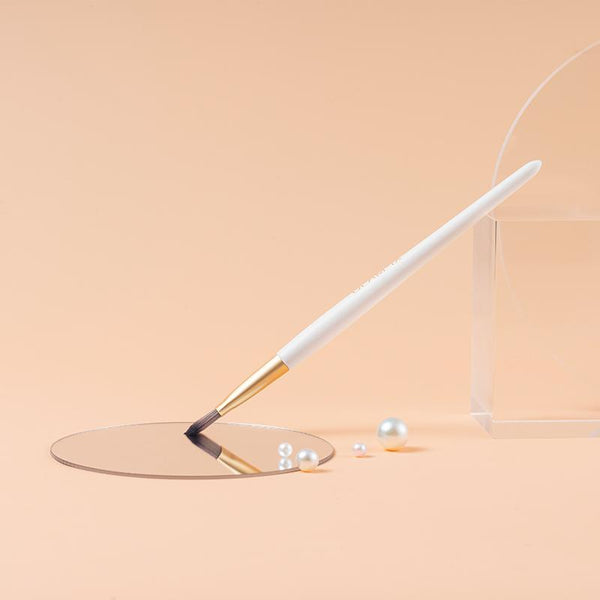 Glam Fix Perfecting Concealer Brush