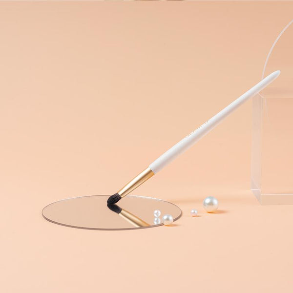 Glam Fix Fancy Eyeshadow Brush