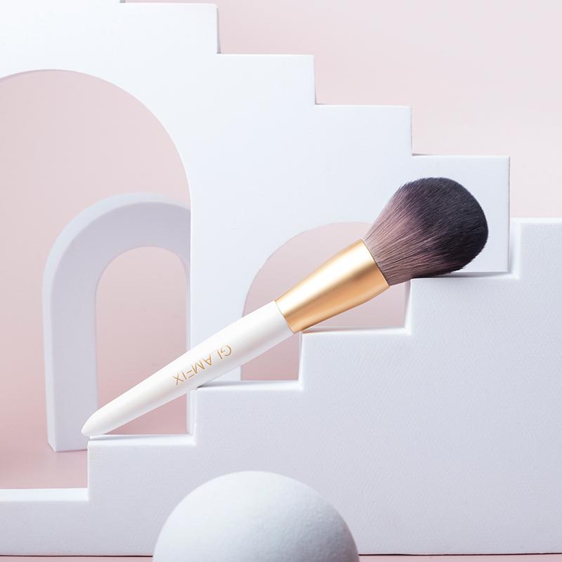 Glam Fix Classic Powder Brush